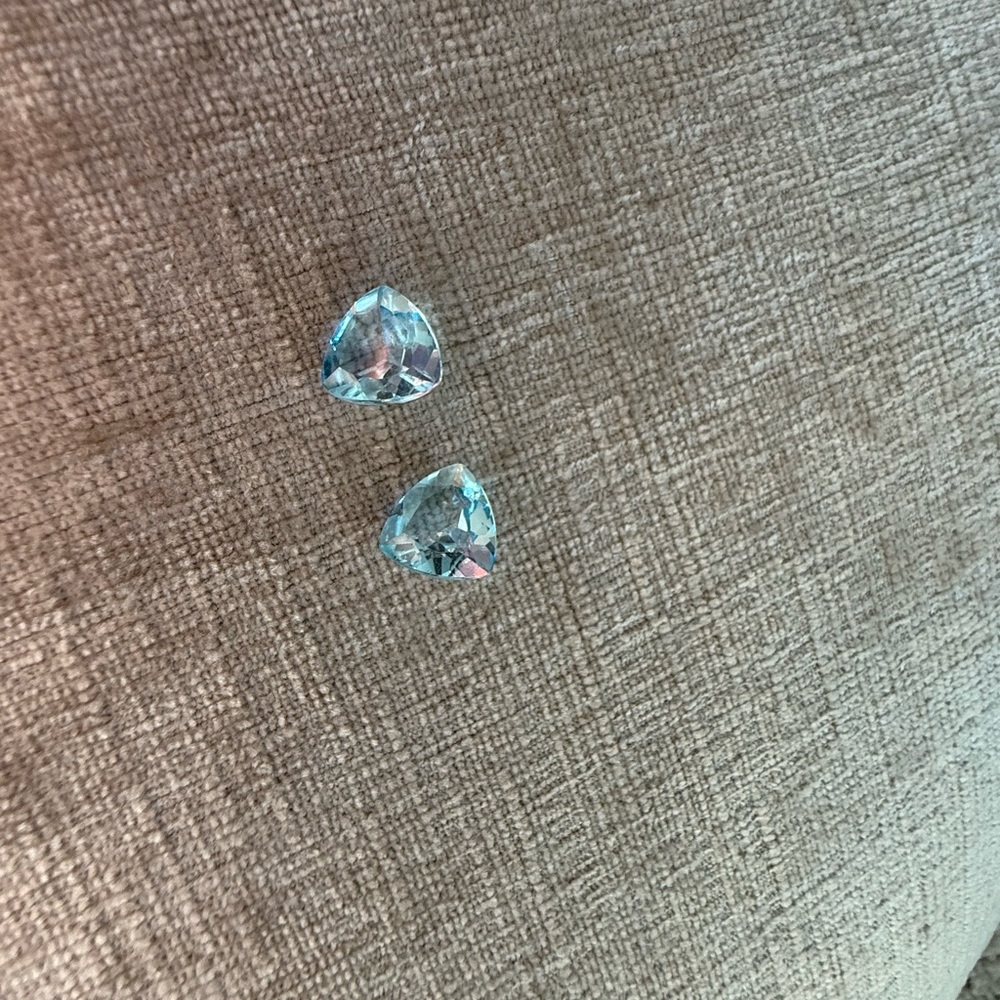 AAA Blue Topaz Genuine Semi Precious Gemstone Trillions For Jewelry Making